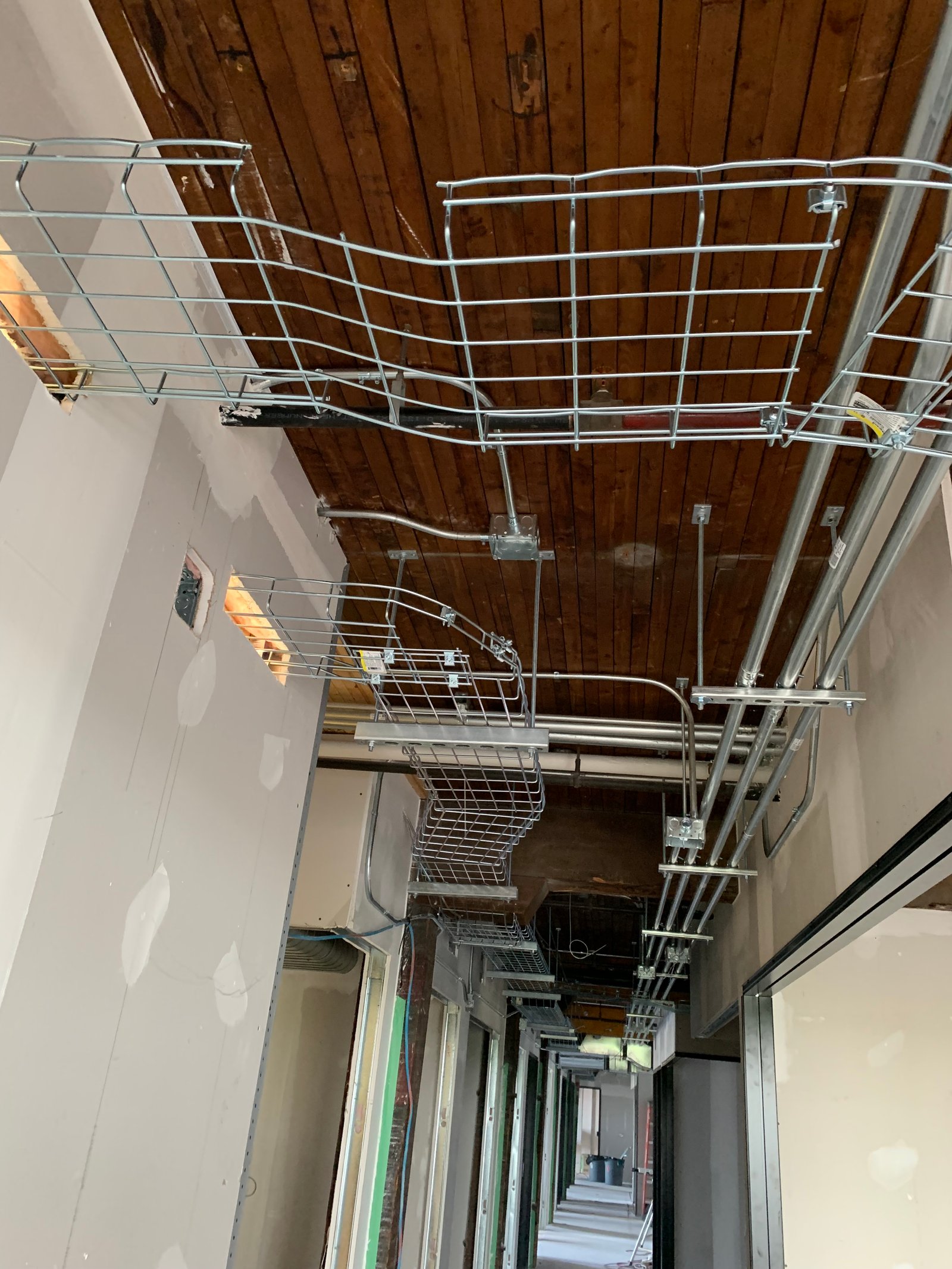 Tray & Conduit installation